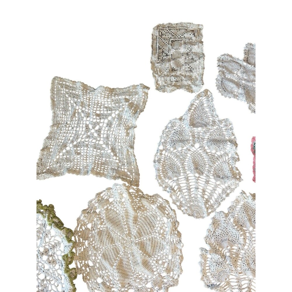 Vintage Crochet Doilies Lot Of 15 Various Sizes Dainty Wedding Country Cottage - Picture 3 of 7